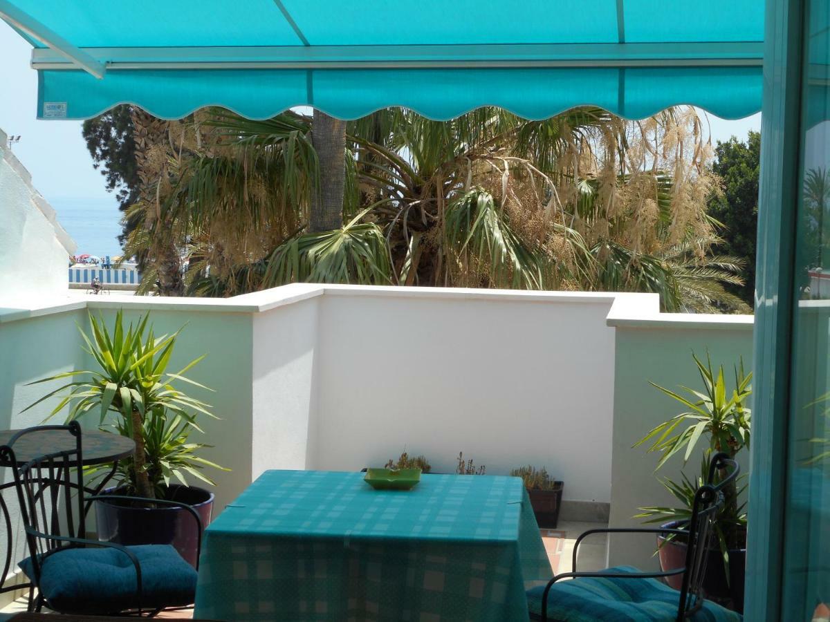 Casa Tesoro Villa Torre Del Mar Exterior photo